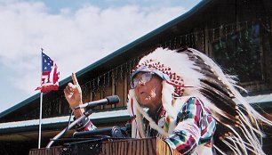 Joe Medicine'as Crow