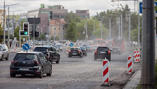 Kelio darbai Konstitucijos prospekte, Vilniuje