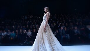 &bdquo;Mercedes-Benz&ldquo; Rusijos madų savaitės 2016 m. kolekcijų modeliai