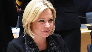 Jeanine Hennis-Plasschaert