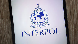 Interpolas