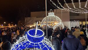 Utenos Kalėdų eglės įžiebimo &scaron;ventės akimirka