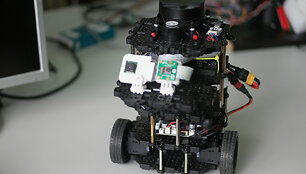 Robotas