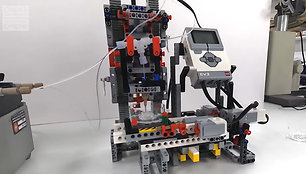 Iš „Lego“ sukurtas 3D biospausdintuvas