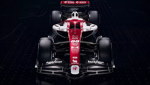Alfa Romeo C42 F1 bolidas/ gamintojo nuotr.