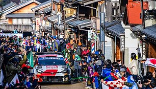 Japonijos WRC ralyje dominavę „Toyota“ vairuotojai užėmė pirmas tris vietas