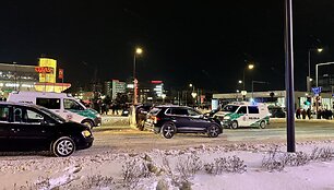 Ozo gatvėje susidūrė keturi automobiliai: