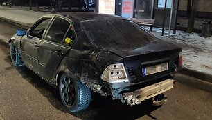 Sustabdyti BMW