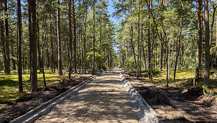 Rekonstruojamas Neringos dviračių takas