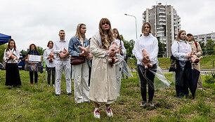 Protestas prie Valstybinės maisto ir veterinarijos tarnybos