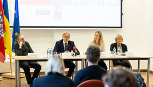 Valdemaras Klumbys, Arūnas Bubnys, Ramona Staveckaitė - Notari, Irena &Scaron;utinienė