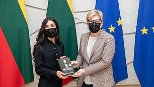Ingrida &Scaron;imonytė susitinka su Nobelio taikos premijos laureate Nadia Murad