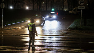 Naktinis kelių policijos reidas