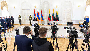 Gitano Nausėdos ir Armėnijos Prezidento Vaagno Chačaturiano spaudos konferencija