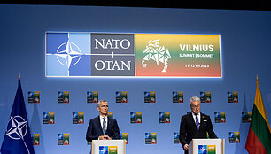 NATO vir&scaron;ūnių susitikimo akimirkos