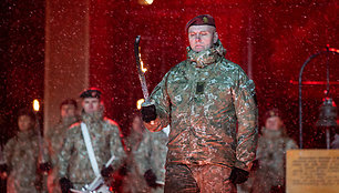 Atminimo laužų uždegimo ceremonija Nepriklausomybės aikštėje