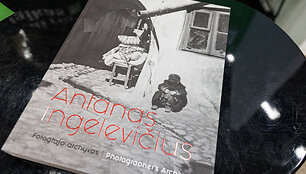 Knyga &bdquo;Antanas Ingelevičius. Fotografo archyvas&ldquo;