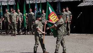 Sausumos pajėgų vėliavų žygio fini&scaron;as ir Sausumos pajėgų dienos i&scaron;kilminga ceremonija