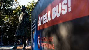 Nacionalinis susivienijimas dėl elektros kainų, elektros rinkos liberalizavimo atšaukimo surengė protesto akciją 