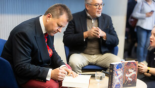 Mantas Adomėnas