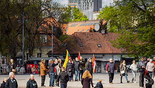 Protestas katedros aik&scaron;tėje