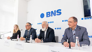 Lina Siniauskė, Vaidas Liesionis, Semion Bondarev, Viktoras Bondarevas