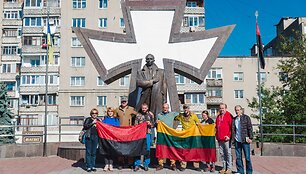 Ivano Frankivske prie S.Banderos paminklo