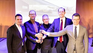 Vilniaus oro uoste pradėtos naujo i&scaron;vykimo terminalo statybos