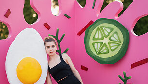 Menininkė Jolita Vaitkutė sukūrė unikalią instaliaciją &scaron;altibar&scaron;čių festivaliui