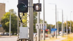 Vilniuje įrengta pirmoji vie&scaron;ajam transportui skirta &scaron;viesoforo sekcija