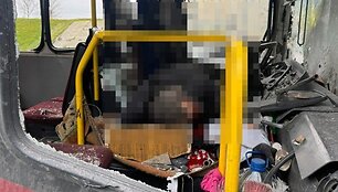 Rusai ap&scaron;audė keleivinį autobusą Chersone