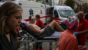 Rusija smogė į Ukrainos saugumo tarnybos SBU būstinę Kyjive