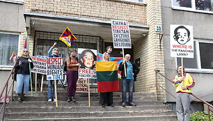 Piketas prie Kinijos ambasados