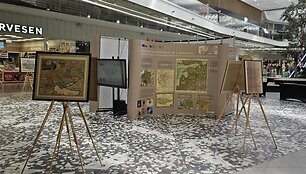 Atidarė unikalią senųjų žemėlapių parodą: interaktyvios patirtys, Lietuvos archyvų lobynas ir kritinio mąstymo pamokos 