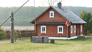 Elenos ir Andriaus Virzinkevičių etnografinė sodyba Dieveni&scaron;kių kra&scaron;te