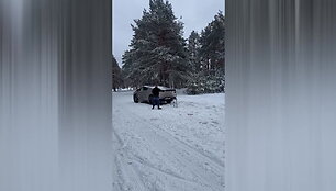 kaune-lampedziuose-sutiktas-robotas