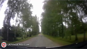 jurbarko-rajono-policijos-pareigunai-sulaike-girta-motorolerio-vairuotoja