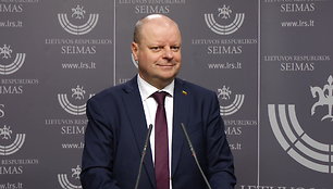 s-skvernelis-su-partija-tapatintis-nera-reikalo