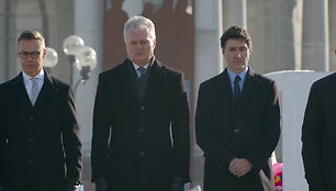 treciosios-rusijos-invazijos-i-ukraina-metines-oficiali-lyderiu-pasitikimo-ceremonija-maidane