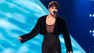 Rokas Yan
