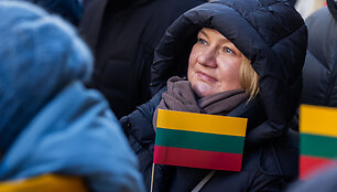 Vasario 16-osios minėjimas prie Lietuvos nepriklausomybės signatarų namų Vilniuje
