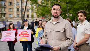 Laisvės partijos organizuojama akcija &bdquo;Meilė nugalės&ldquo;