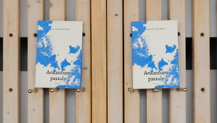 Valdo Papievio knygos &bdquo;Ankančiam pasauly&ldquo; pristatymas