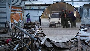 Krymo gyventojai tvarkosi su audros padariniais
