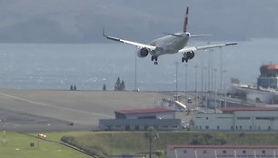 Nusileidimas Madeiros oro uoste