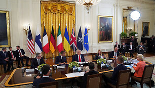 Trumpas susitiko su Zelenskiu ir Europos lyderiais