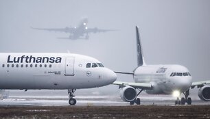 Arktinės oro sąlygos Frankfurto oro uoste