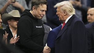 Elonas Muskas, Donaldas Trumpas
