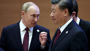 Rusijos prezidentas V.Putinas ir Kinijos lyderis Xi Jinpingas