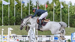 Lietuvos žirginio sporto federacijos taurės varžybose susirungs 150 raitelių